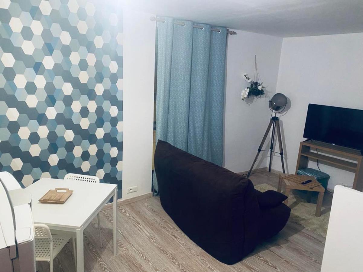 Appartement Entier 38M2 T2 Hyper Centre De Dax Luaran gambar